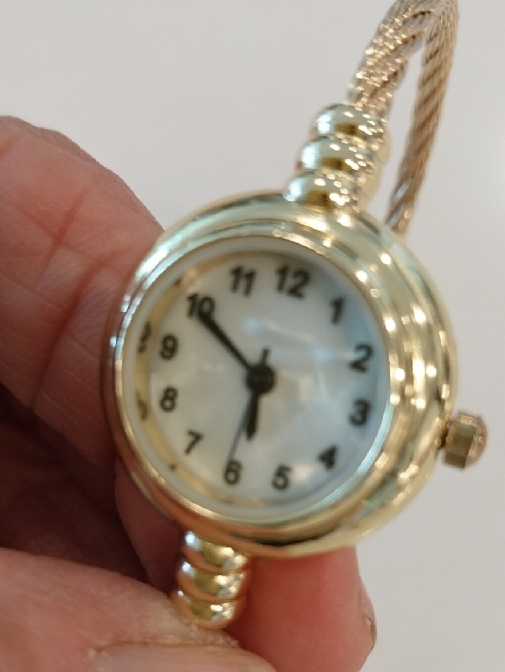 Classic Gold-Tone Bangle Watch for Women with new battery.